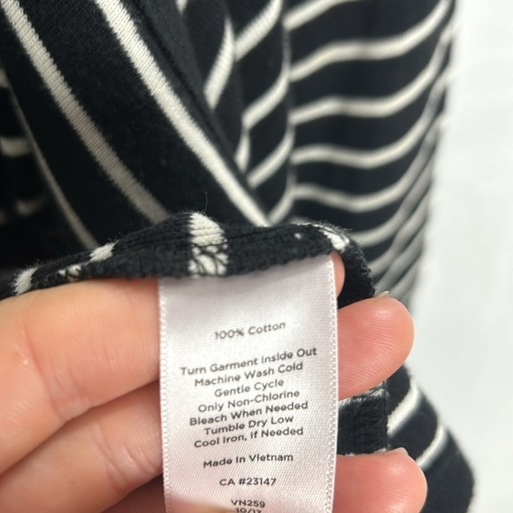 Talbots Black and White Striped Handkerchief Draped Hem Open Cardigan -Size MP - Picture 3 of 8